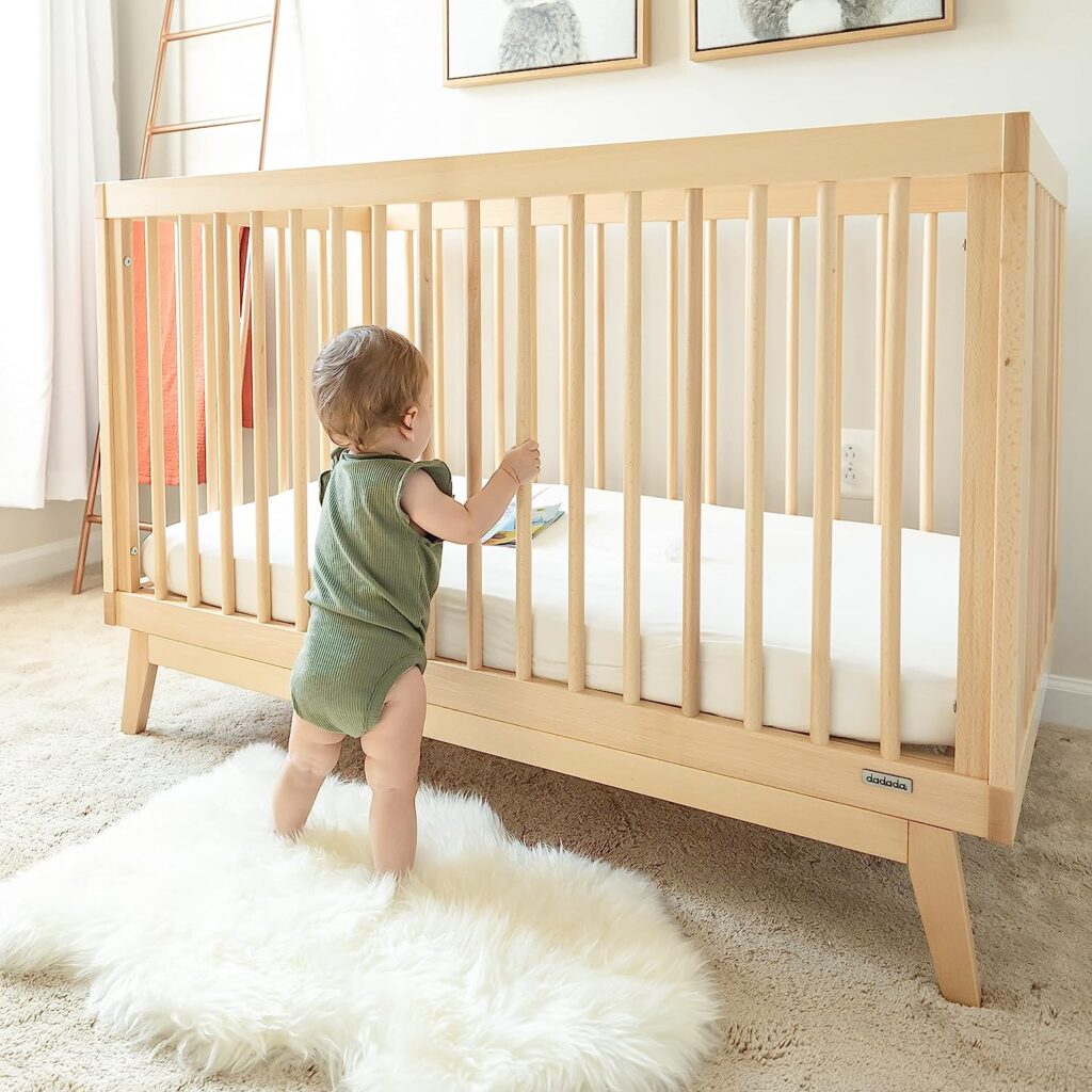 dadada convertible crib made with non toxic materials