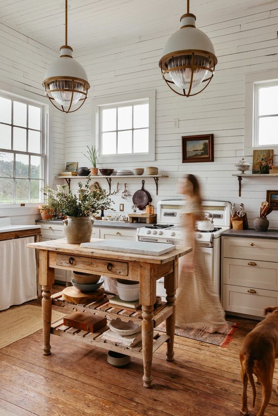 farmhouse kitchen decor with wooden kitchen island