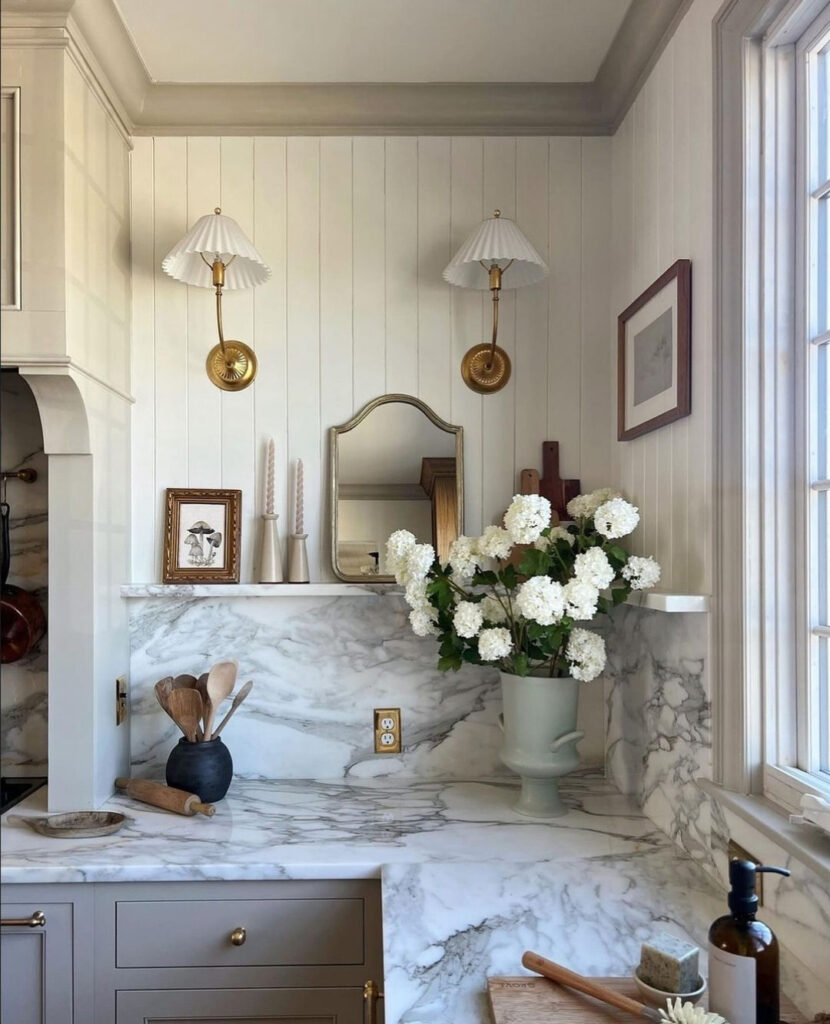 20 Kitchen Shelf Decor Ideas You'll Want To Try Right Now 6 vintage lamps over kitchen shelf decor