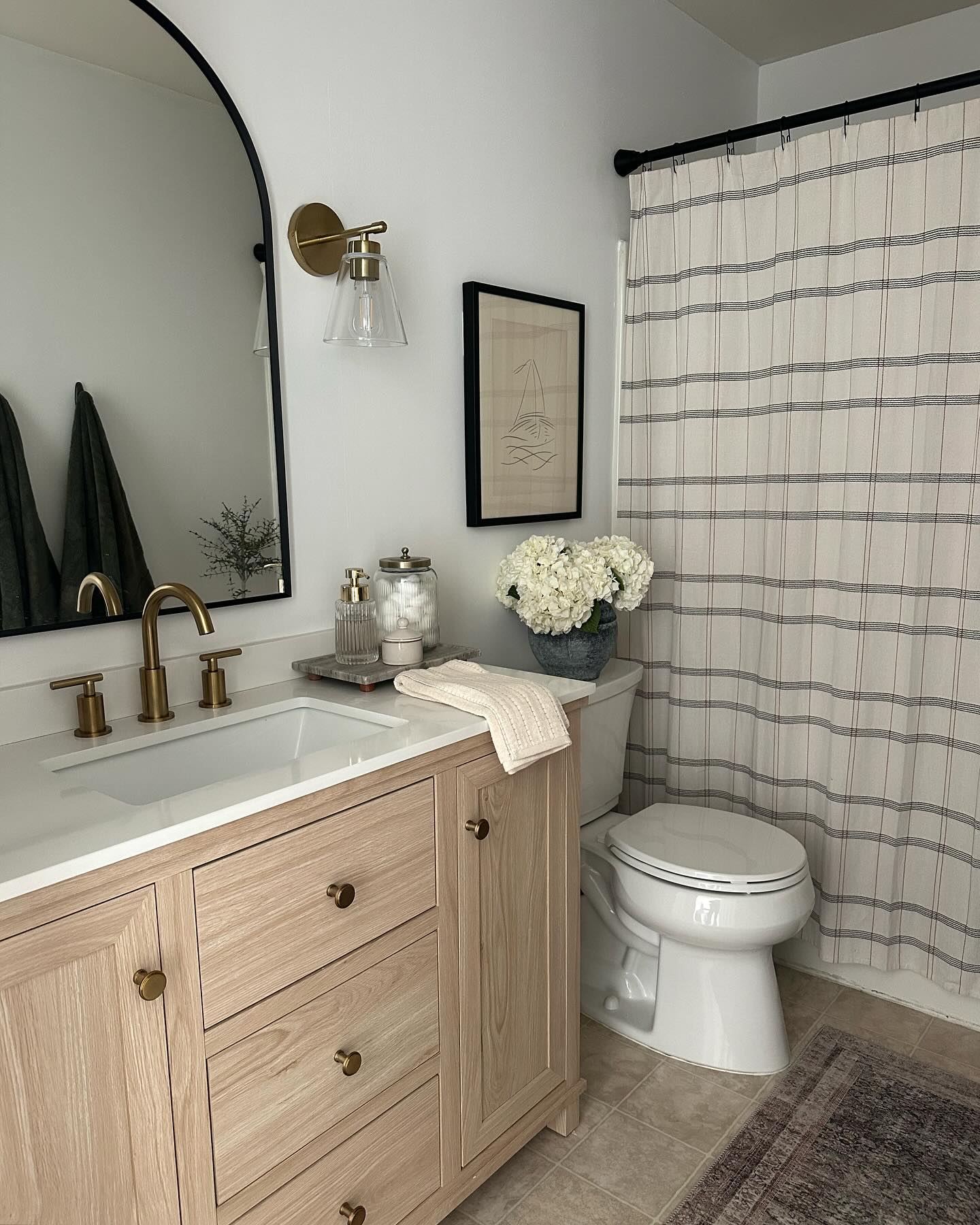 13 Best Guest Bathroom Ideas To Copy For Your Home