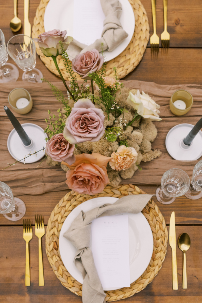 13Elegant Table Settings
