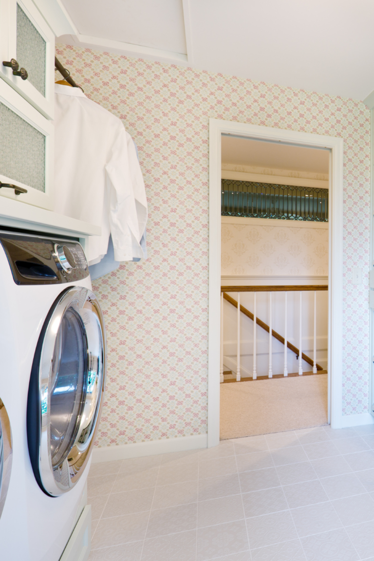17 Wall Art and Laundry Room Wallpaper Ideas (2026)