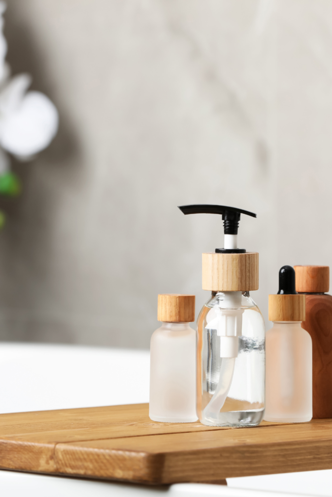 15 Gorgeous Bathroom Tray Decor Ideas For a Spa-Like Vibe 4 2 20