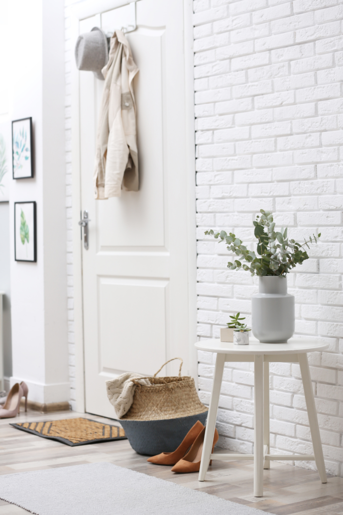 16 Small Entryway Decor Ideas For a Welcoming Home 24 13 15