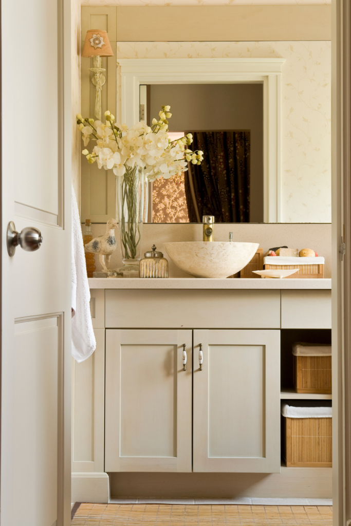 16 Modern Luxury Bathroom Ideas For a Fresh Look 19 13 3