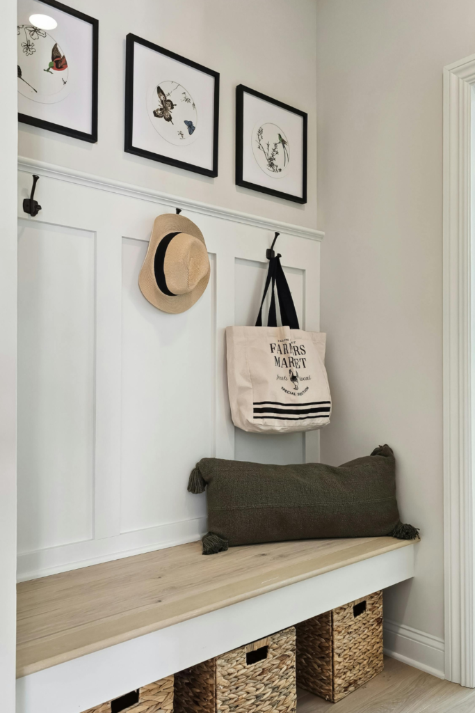 16 Small Entryway Decor Ideas For a Welcoming Home 26 14 16