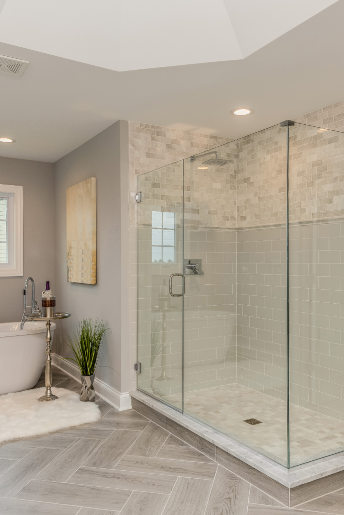 16 Modern Luxury Bathroom Ideas For a Fresh Look 3 2 3