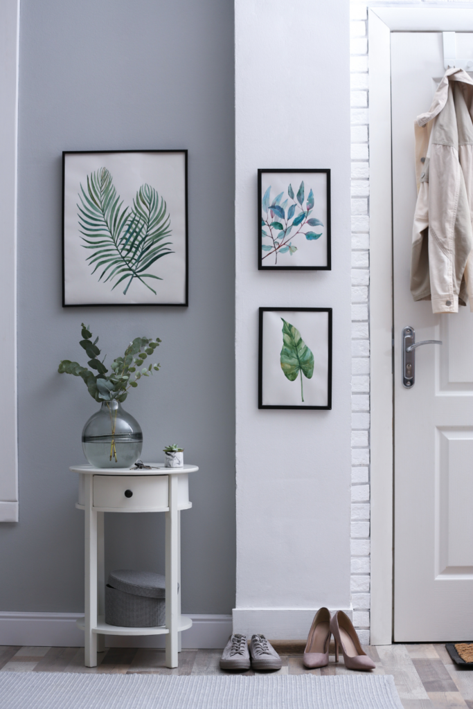 16 Small Entryway Decor Ideas For a Welcoming Home 14 7 16