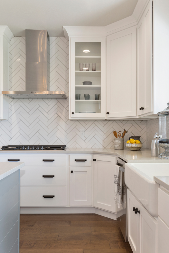 17 Farmhouse kitchen Decor Ideas To Add Warmth To Your Space 15 9 16