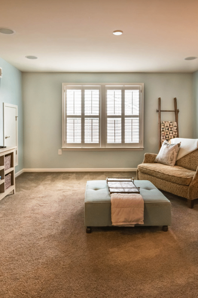18 Common Living Room Layout Mistakes You Might Be Making (But Can Totally Fix) 11 11.Hand Thrown Ceramic Vases 2