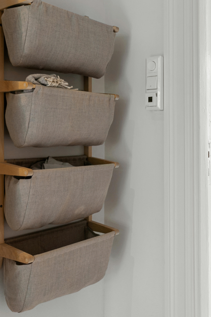 16 Tiny Bedroom Storage Ideas 4 3. Floating Shelves 3