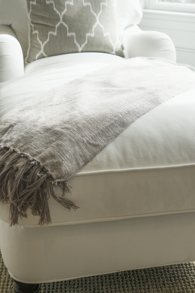 16 Ways to Style Throw Blanket 12 6 4