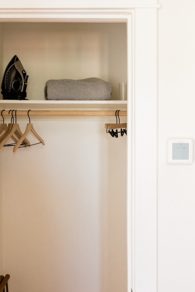 17 Small Room Storage Ideas (That Actually Work!) 3 2 4