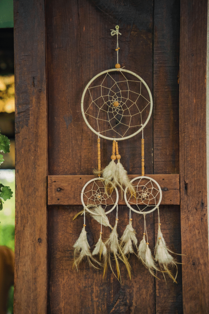 18 Vintage Boho Decor Ideas For a Warm and Cozy Home 24 12 8