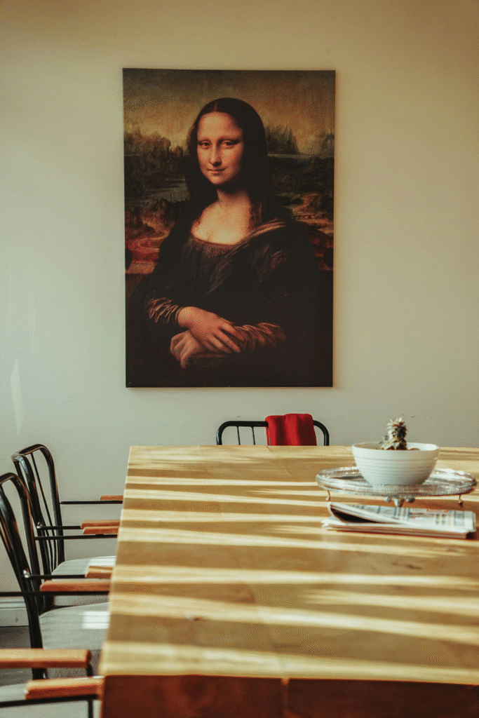 16 Dining Room Wall Decor Ideas for a Sleek Look 6 3 1