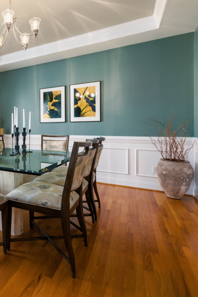 16 Dining Room Wall Decor Ideas for a Sleek Look 16 8 1