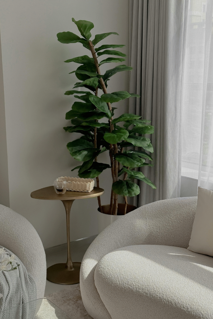 17 Dream Apartment Decor Ideas for Every Aesthetic (Minimalist to Maximalist) 16 8. Plant Palace